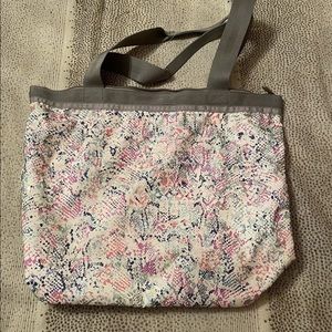 BNW LESPORTSAC WOMENS NYLON TOTE BAG